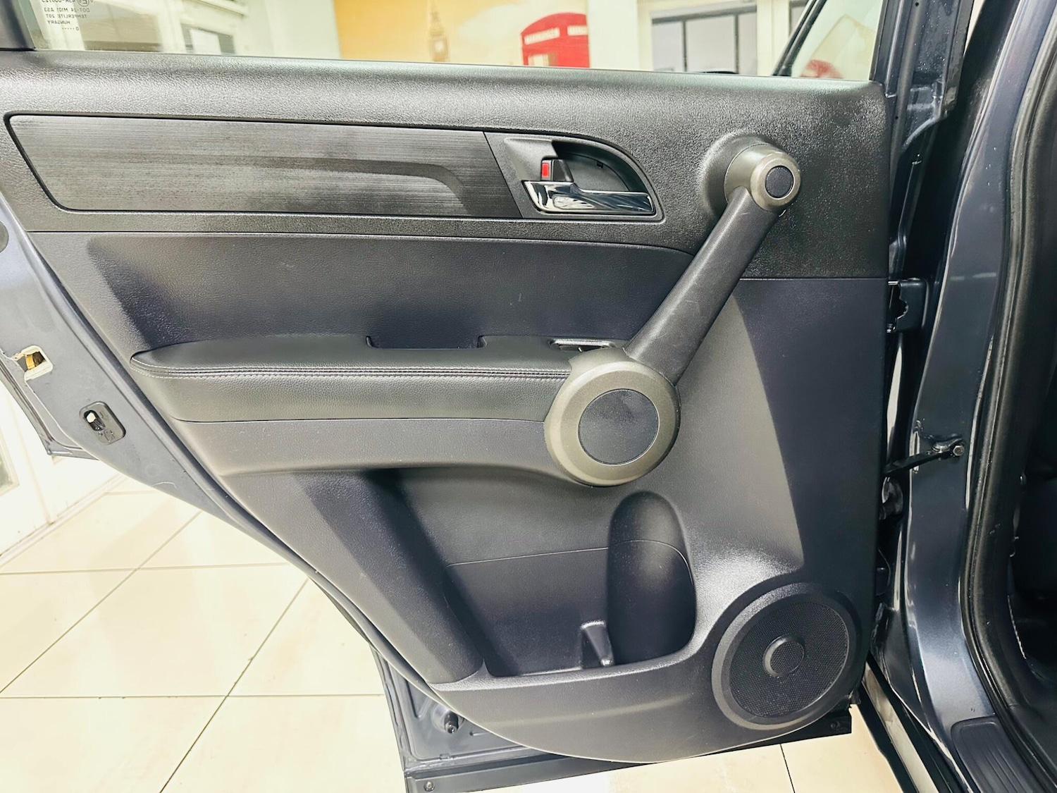 Used Honda CR-V 2010 for sale - 76865895: Photo 35