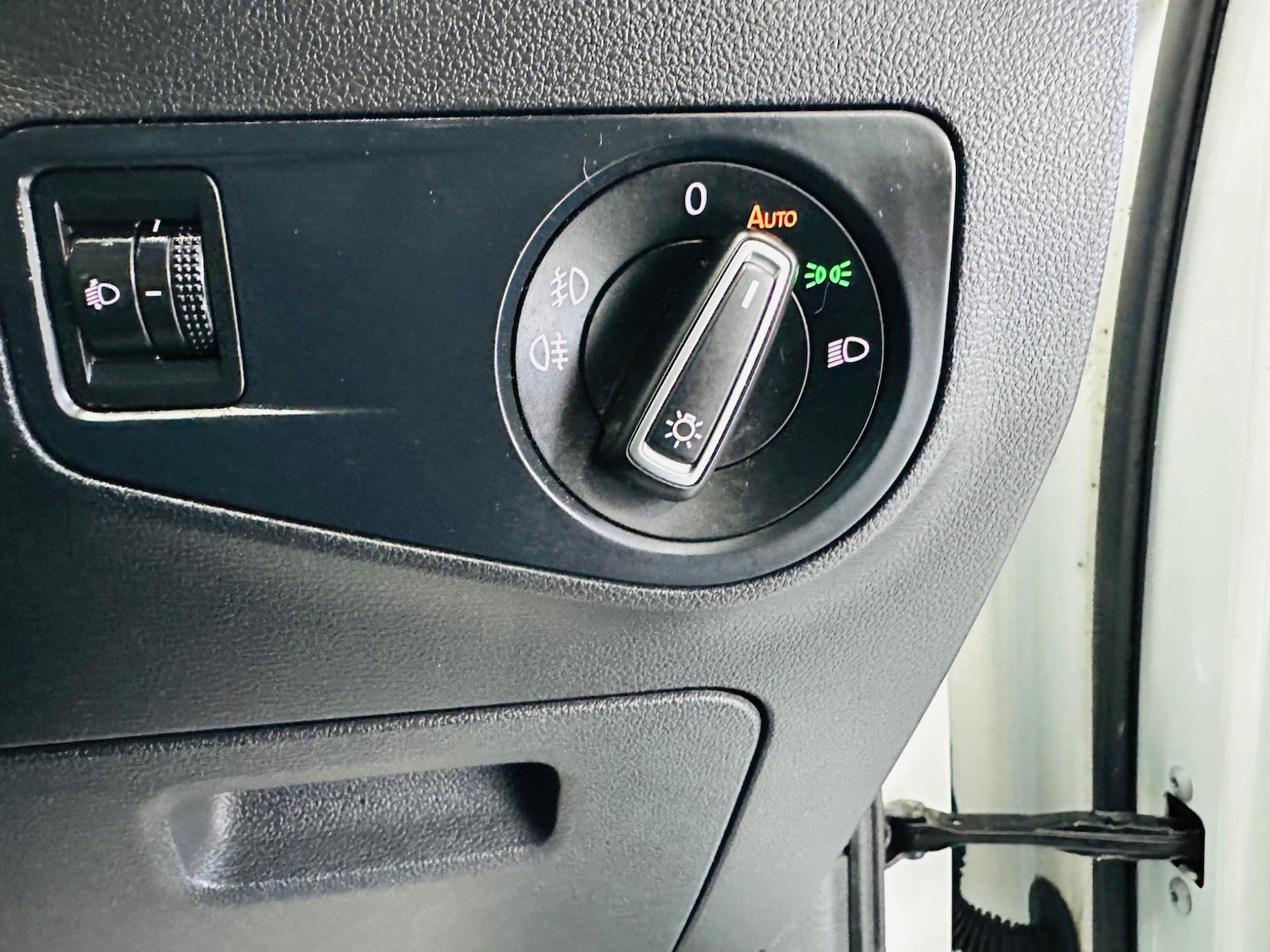 Used Volkswagen Tiguan 2016 for sale - 76994455: Photo 29