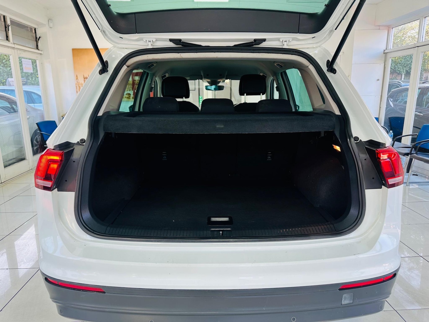 Used Volkswagen Tiguan 2016 for sale - 76994455: Photo 39