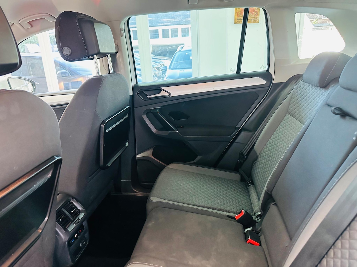 Used Volkswagen Tiguan 2016 for sale - 76994455: Photo 42