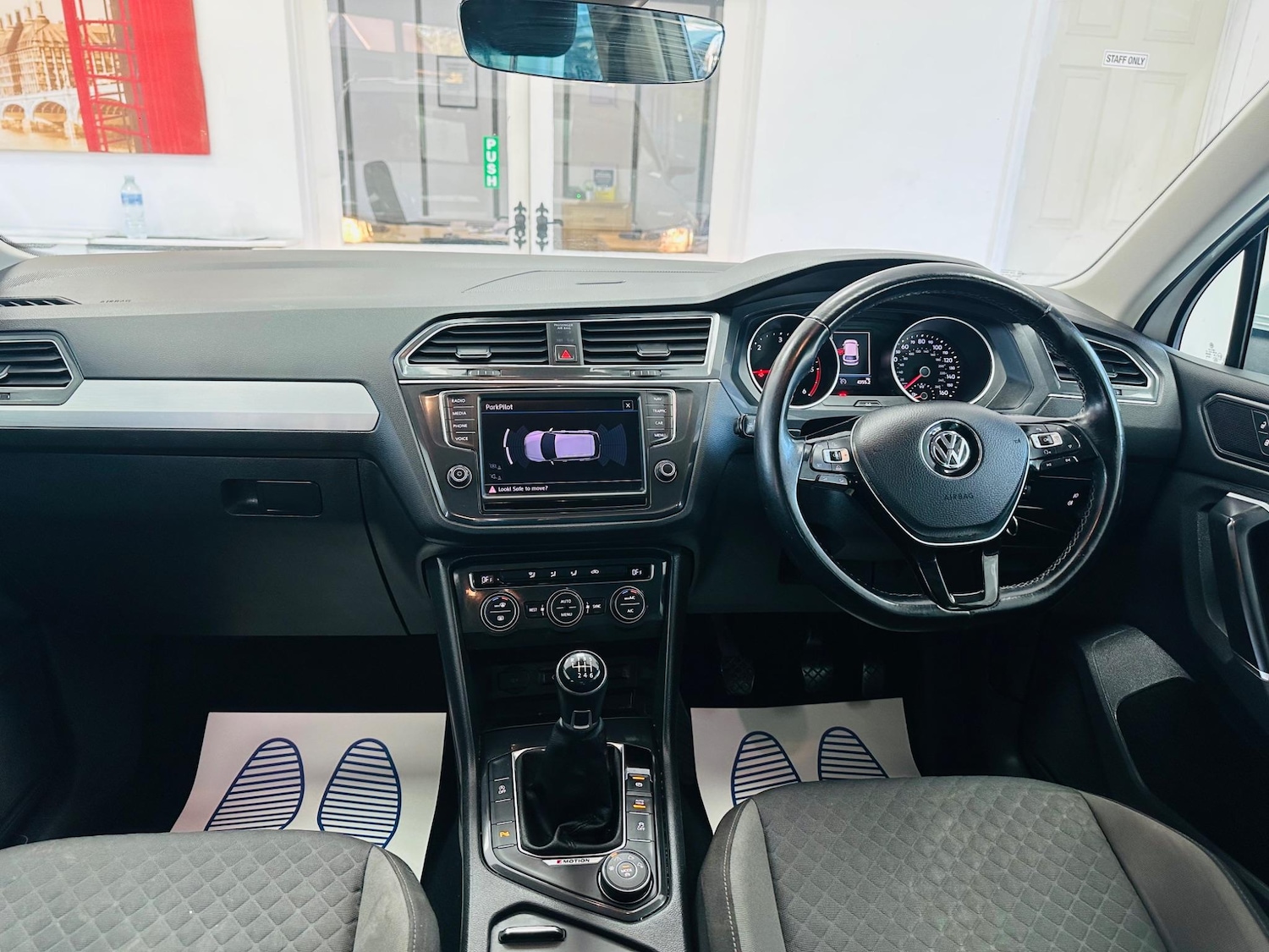 Used Volkswagen Tiguan 2016 for sale - 76994455: Photo 43