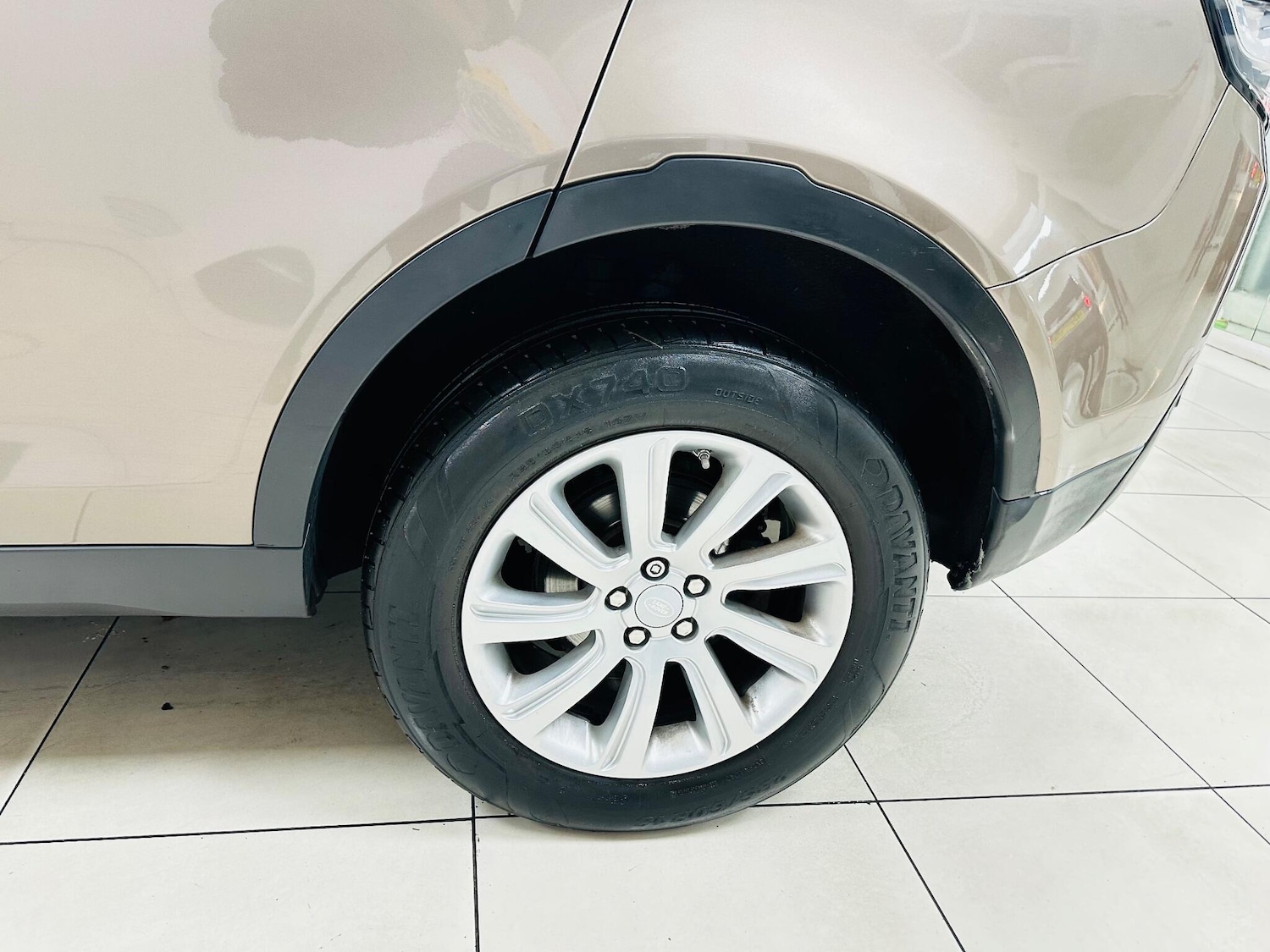 Used Land Rover Discovery Sport 2016 for sale - 76975607: Photo 10