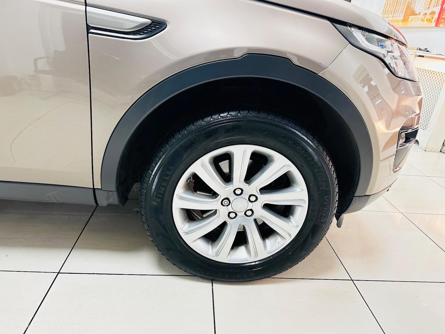 Used Land Rover Discovery Sport 2016 for sale - 76975607: Photo 12