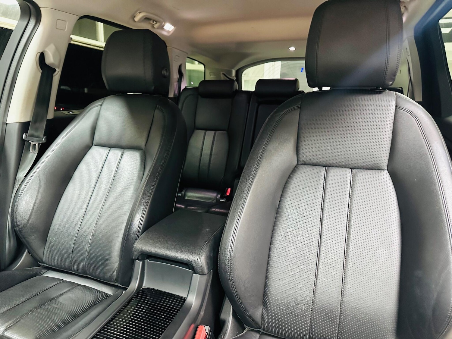 Used Land Rover Discovery Sport 2016 for sale - 76975607: Photo 13