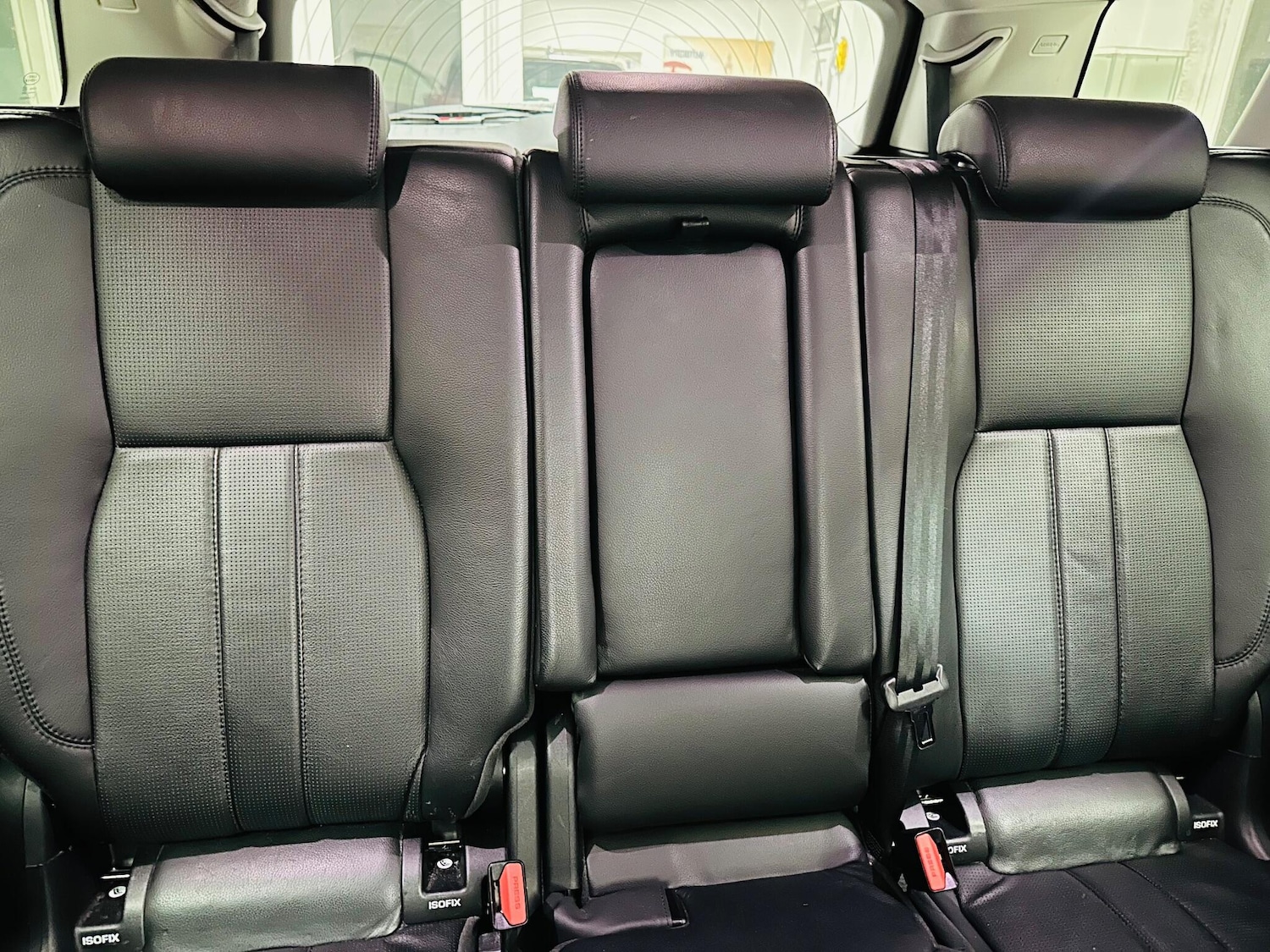 Used Land Rover Discovery Sport 2016 for sale - 76975607: Photo 14