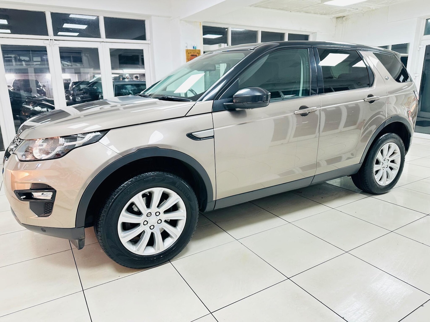 Used Land Rover Discovery Sport 2016 for sale - 76975607: Photo 18