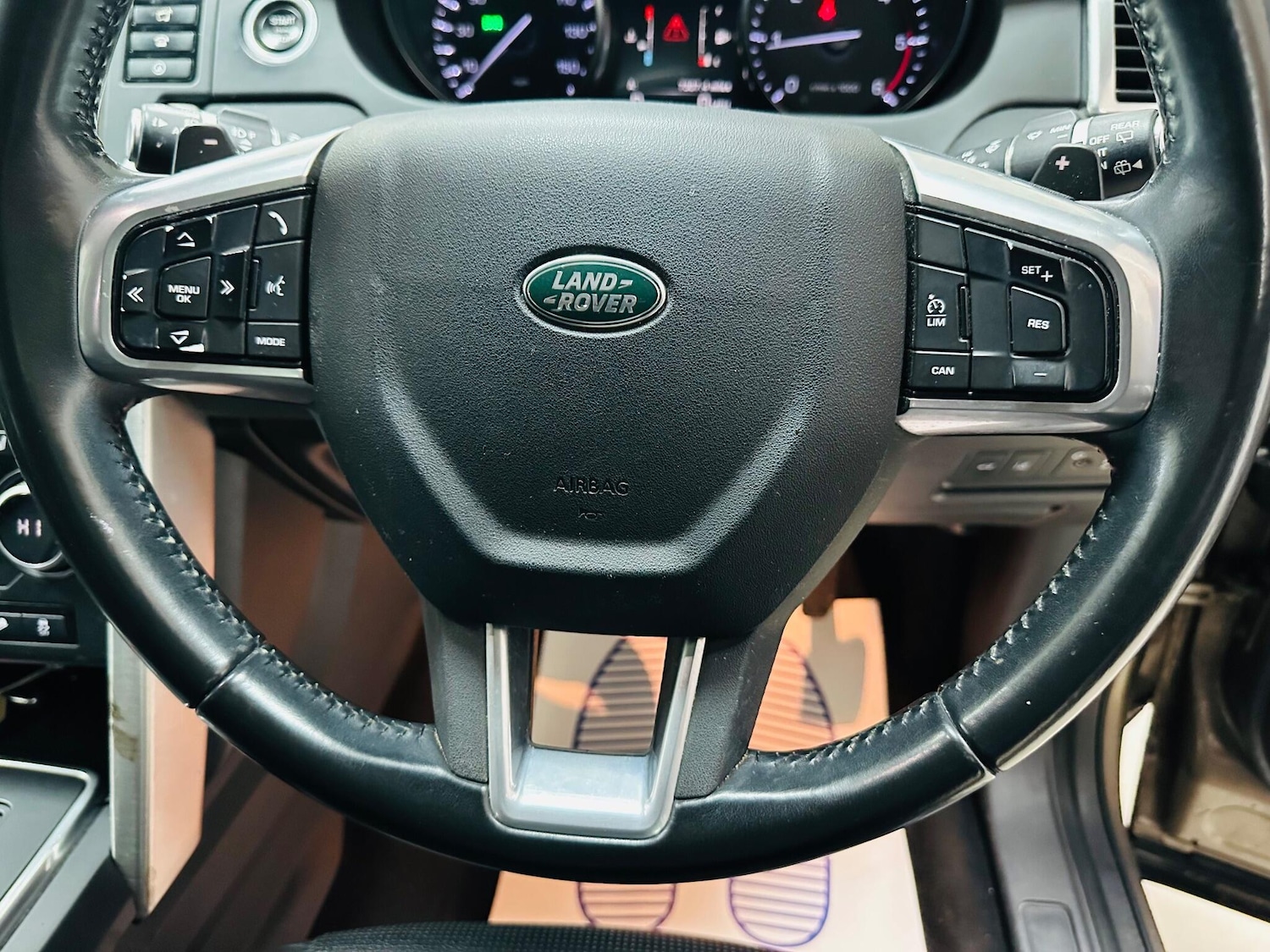 Used Land Rover Discovery Sport 2016 for sale - 76975607: Photo 23