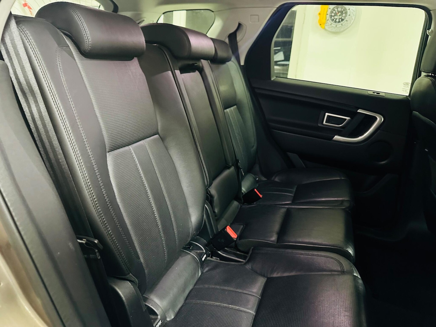 Used Land Rover Discovery Sport 2016 for sale - 76975607: Photo 28