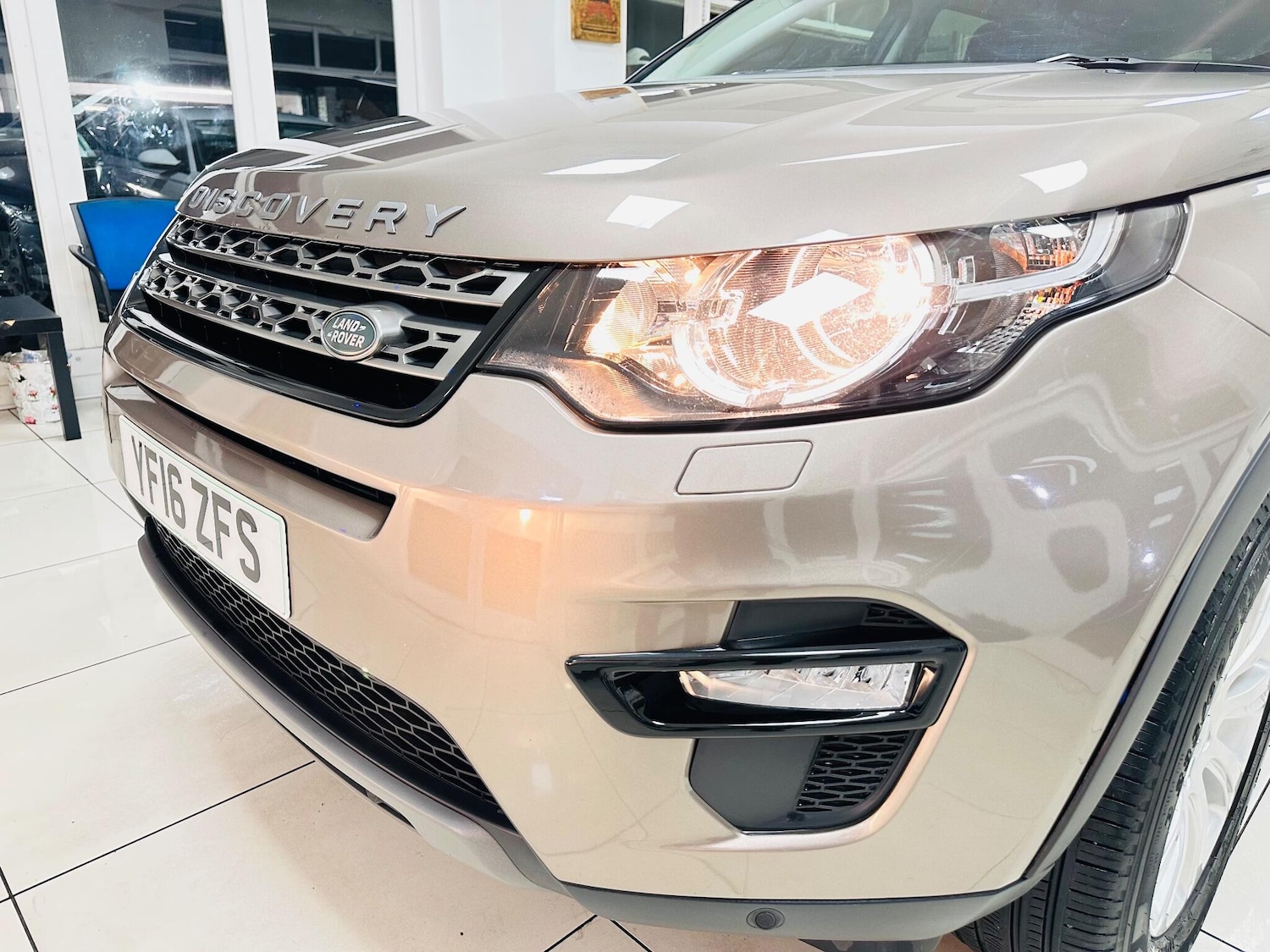Used Land Rover Discovery Sport 2016 for sale - 76975607: Photo 32