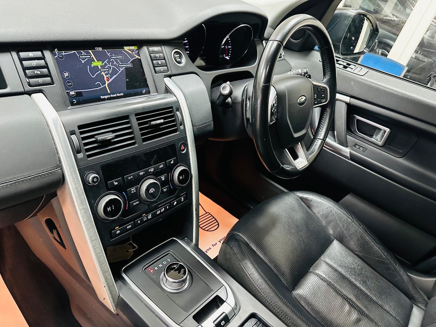 Used Land Rover Discovery Sport 2016 for sale - 76975607: Photo 36