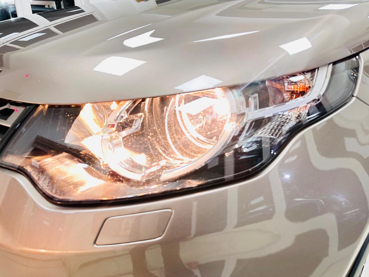 Used Land Rover Discovery Sport 2016 for sale - 76975607: Photo 41