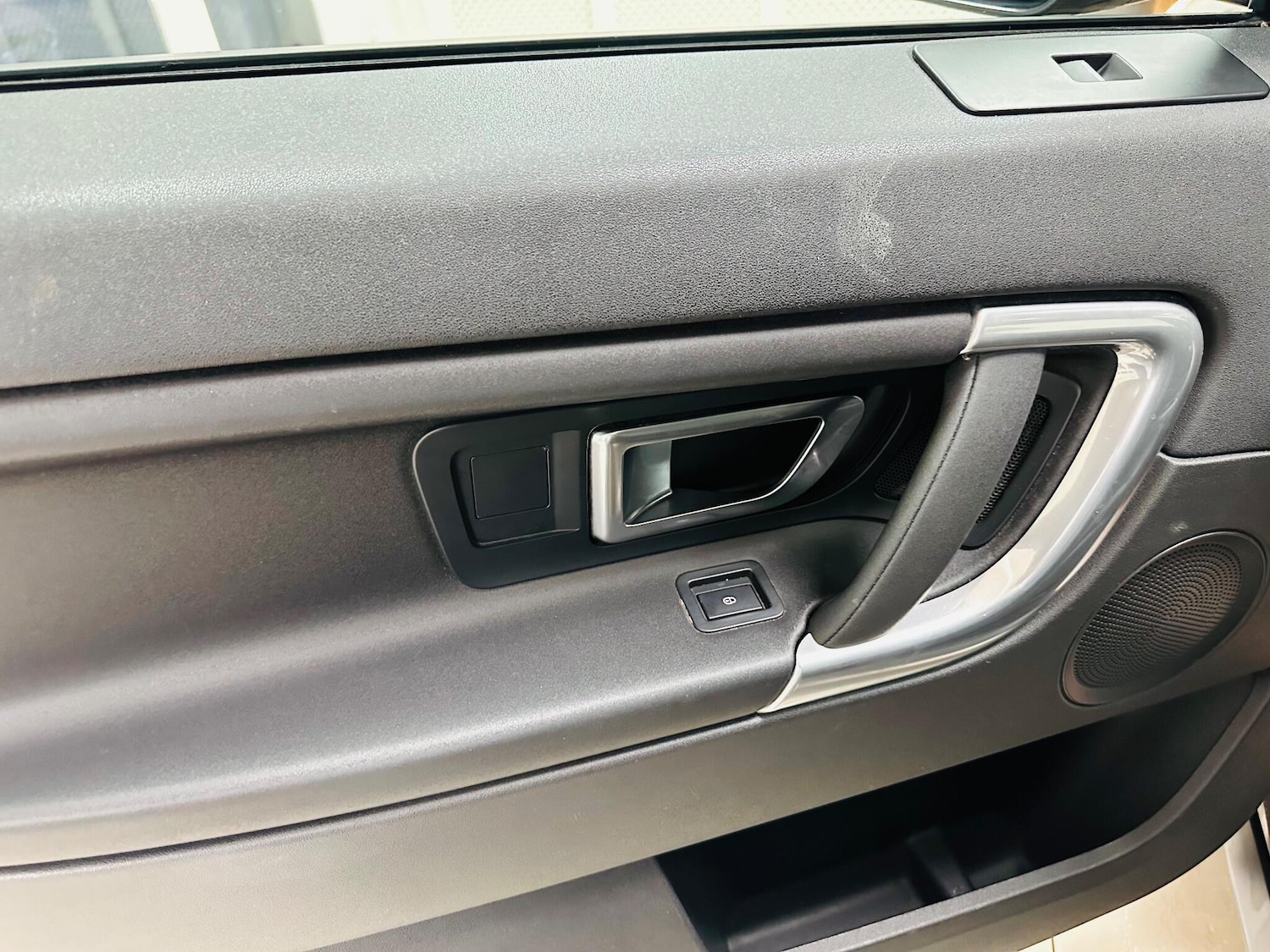 Used Land Rover Discovery Sport 2016 for sale - 76975607: Photo 47