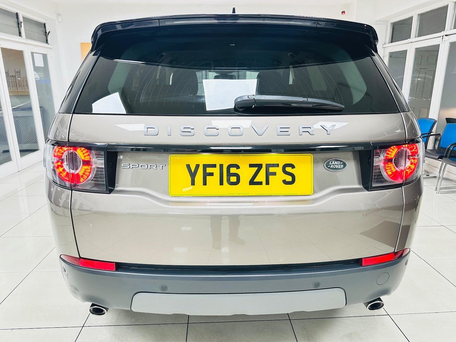 Used Land Rover Discovery Sport 2016 for sale - 76975607: Photo 7