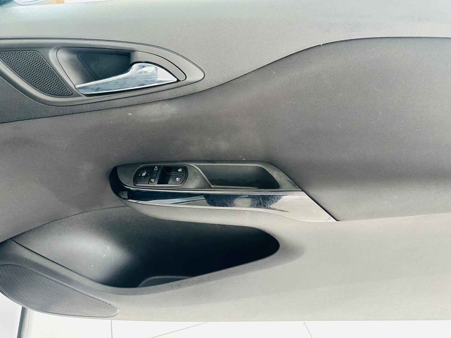 Used Vauxhall Corsa 2015 for sale - 75614071: Photo 41