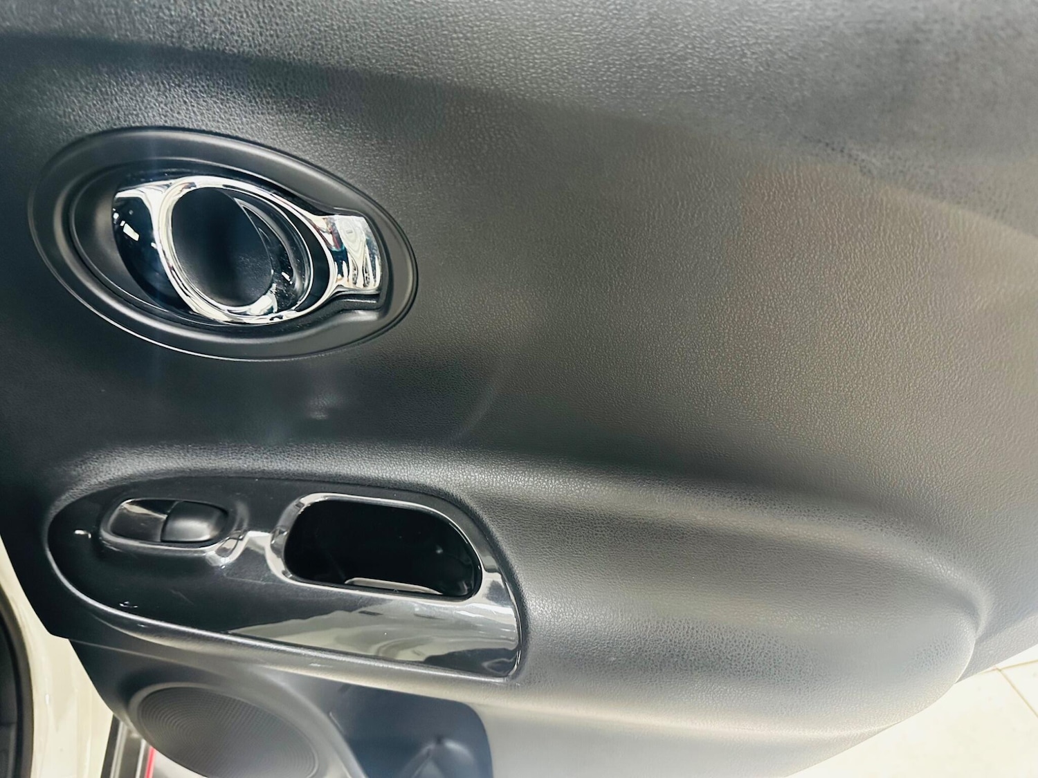 Used Nissan Juke 2017 for sale - 76786460: Photo 38