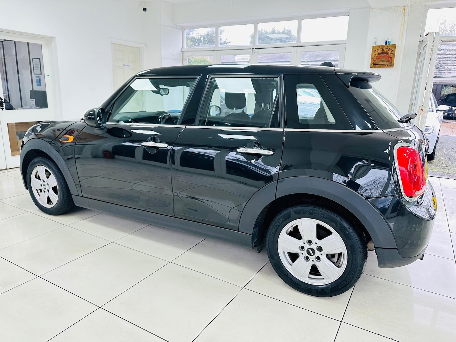 Used MINI Hatch 2017 for sale - 76975822: Photo 22