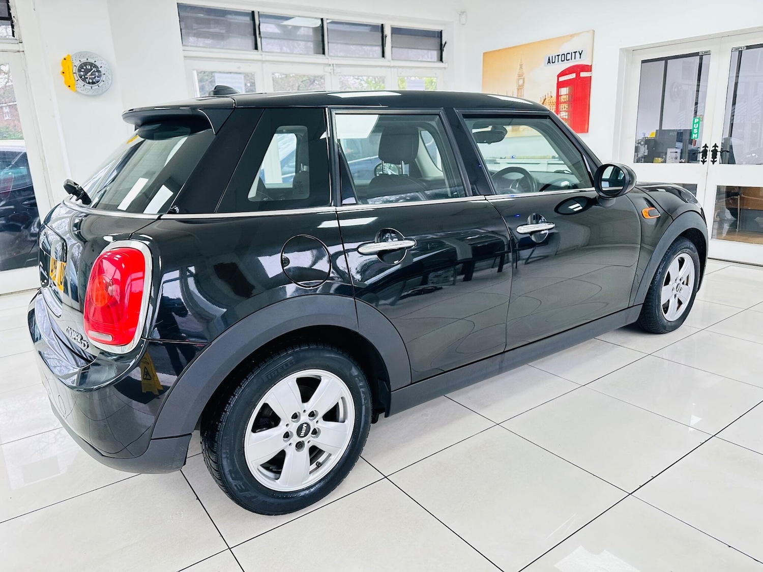 Used MINI Hatch 2017 for sale - 76975822: Photo 24
