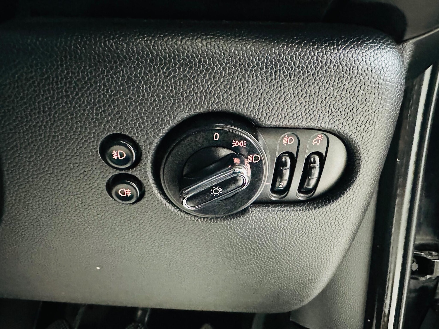 Used MINI Hatch 2017 for sale - 76975822: Photo 34