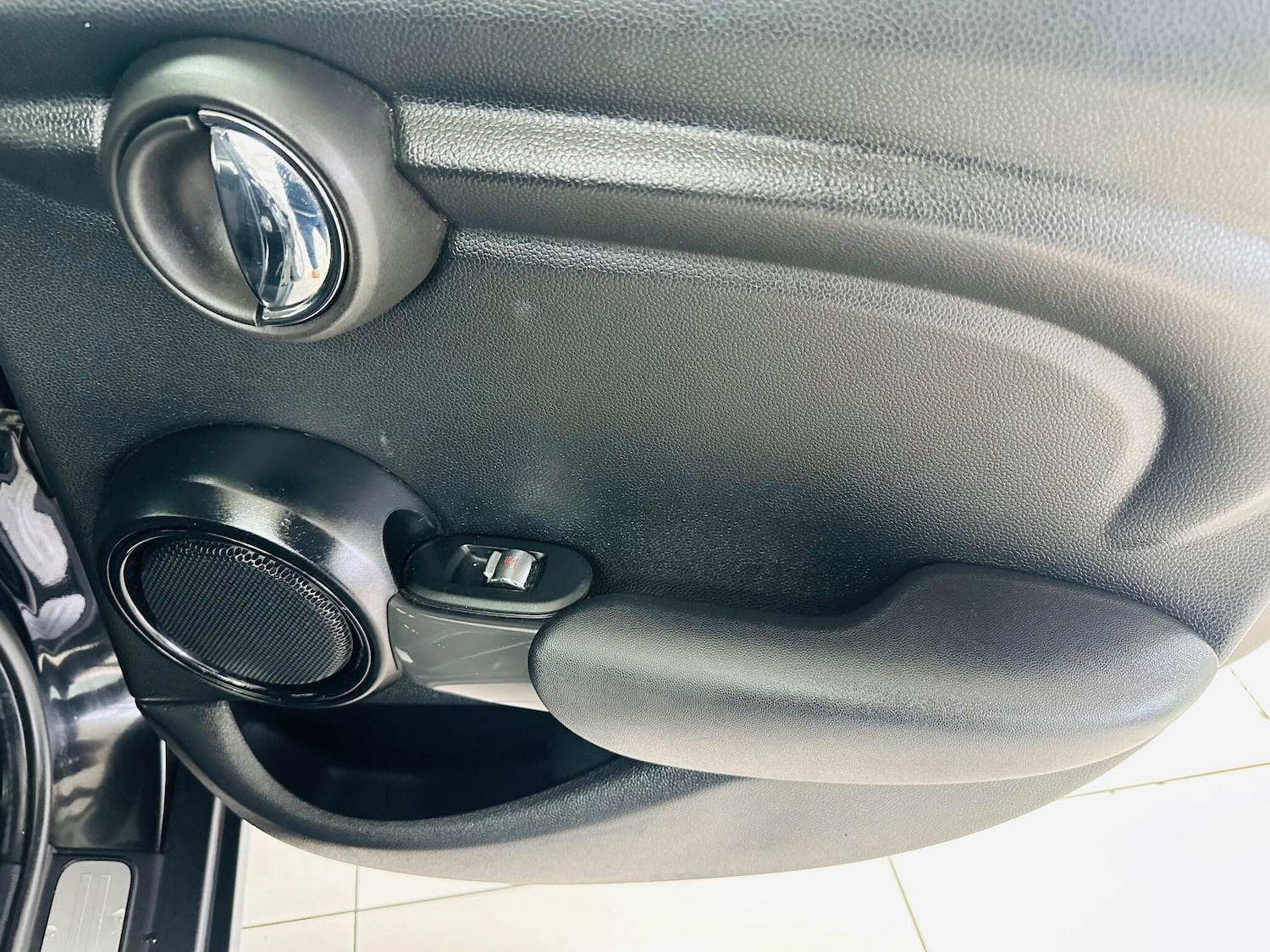 Used MINI Hatch 2017 for sale - 76975822: Photo 36