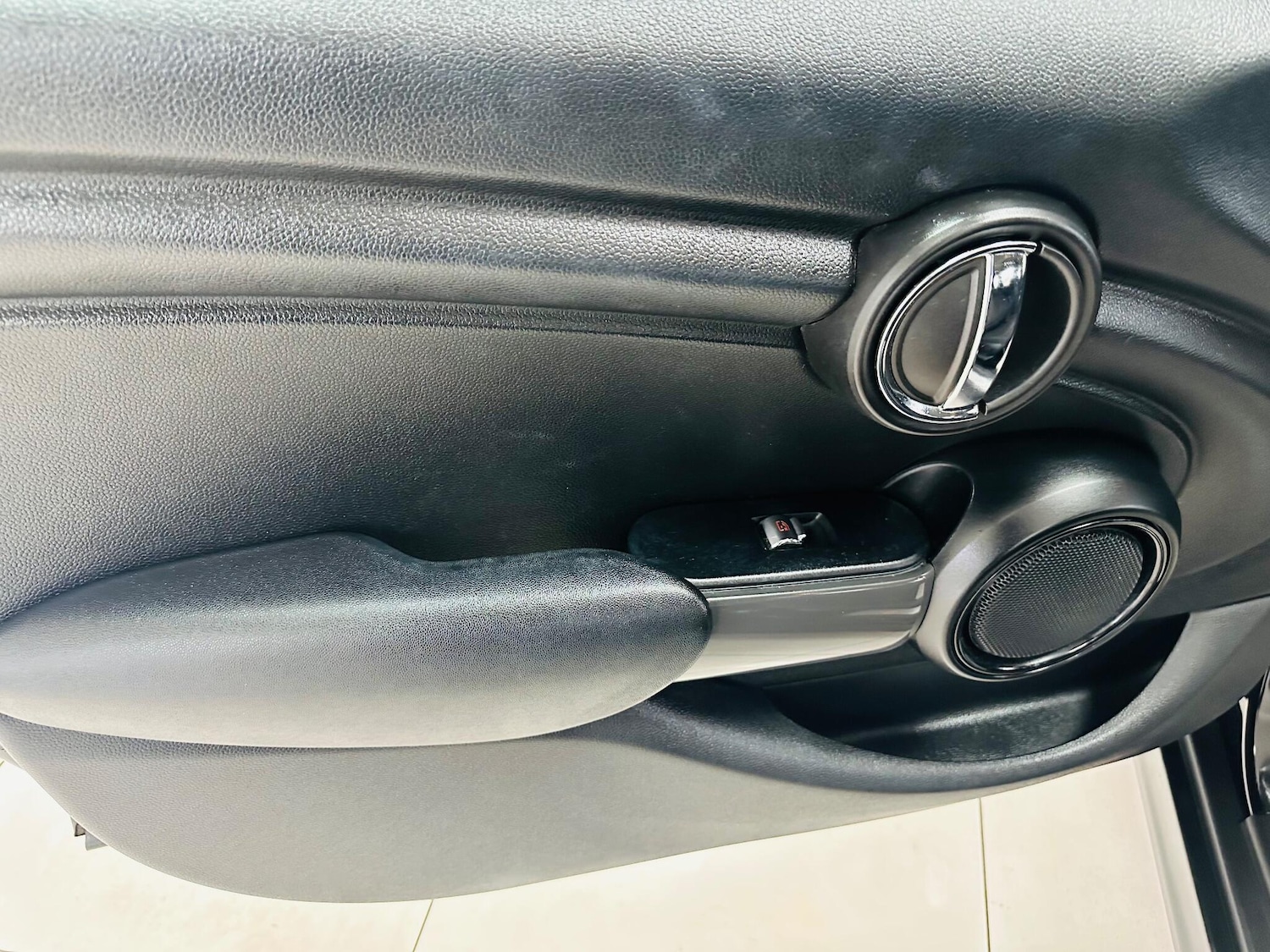 Used MINI Hatch 2017 for sale - 76975822: Photo 38