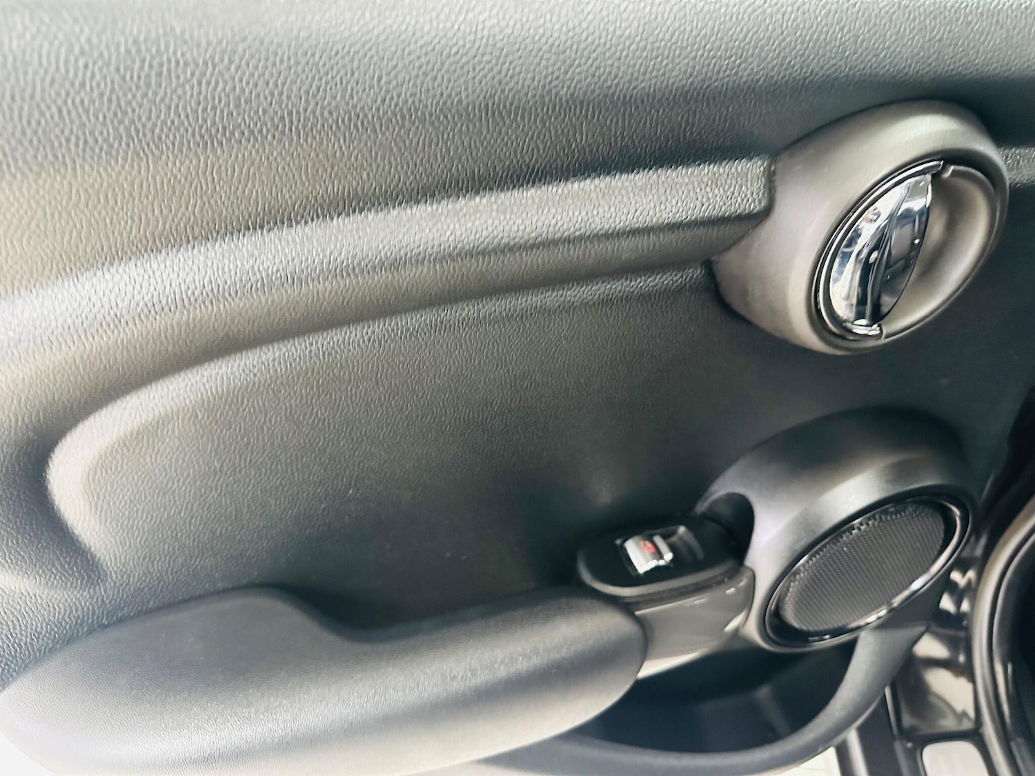 Used MINI Hatch 2017 for sale - 76975822: Photo 40