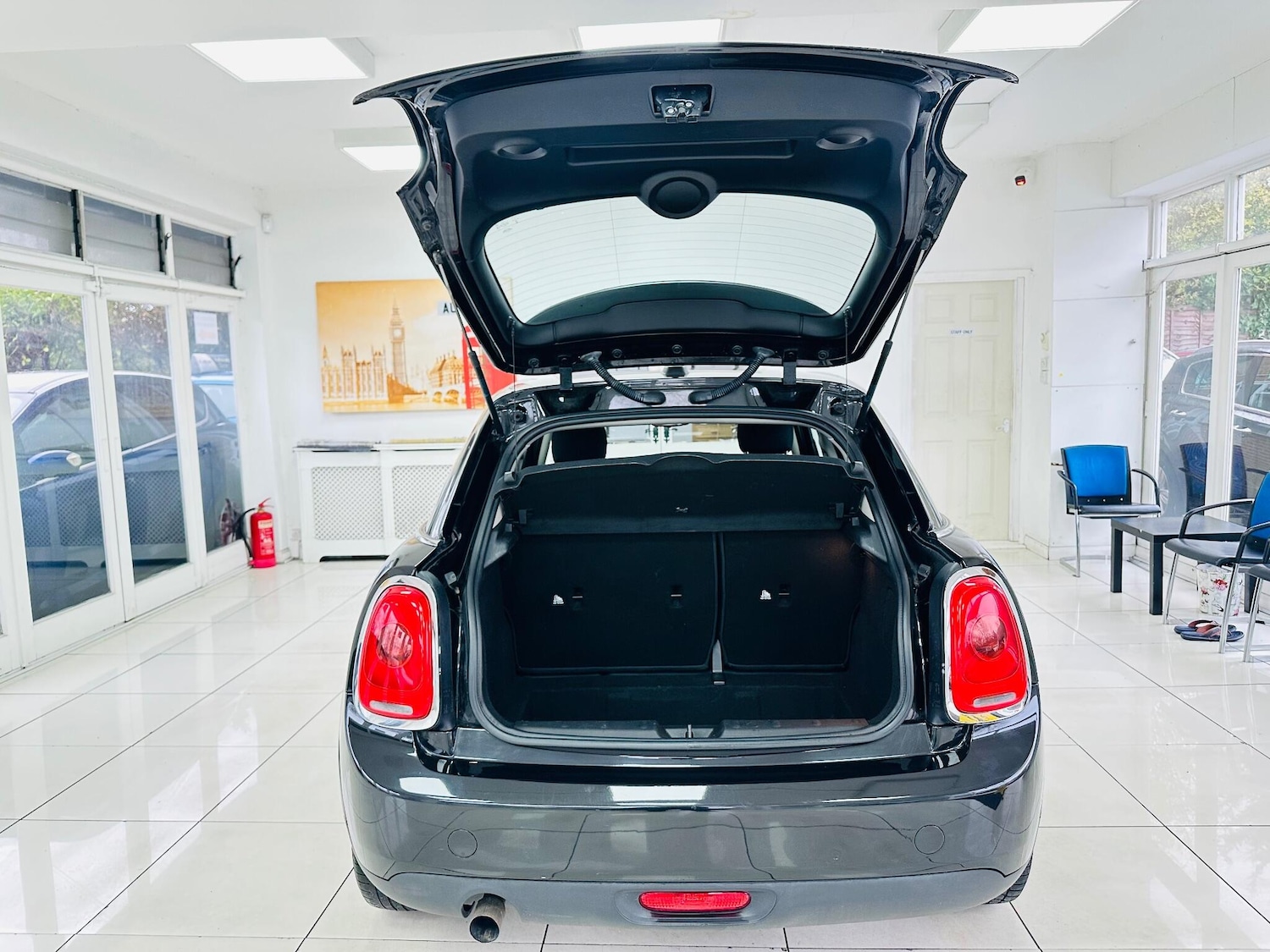 Used MINI Hatch 2017 for sale - 76975822: Photo 8