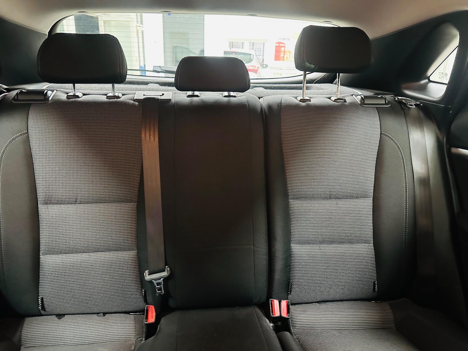 Used Hyundai i30 2013 for sale - 77163374: Photo 33