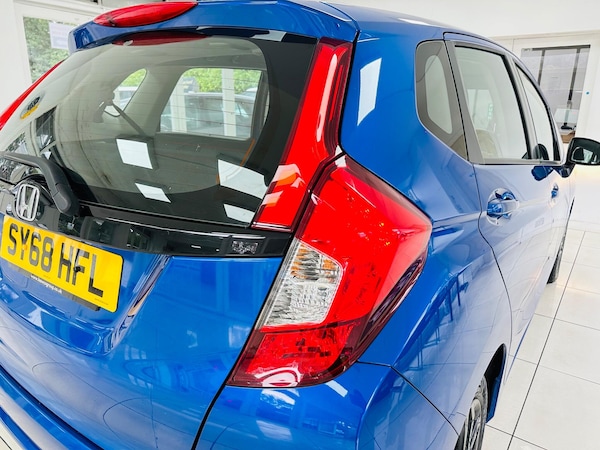 Used Honda Jazz 2018 for sale - 75707617: Photo 13