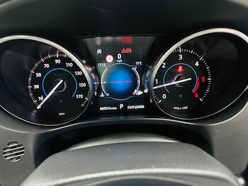 Used Jaguar F-Pace 2017 for sale - 79471983: Photo