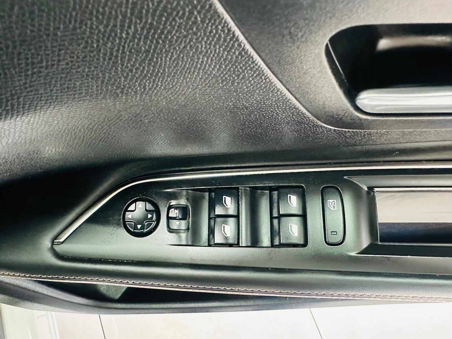 Vehicle 25