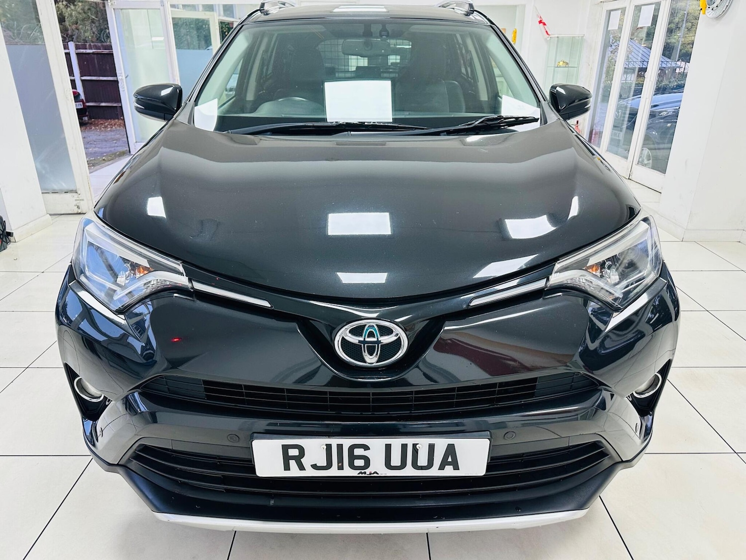 Used Toyota RAV4 2016 for sale - 76349888: Photo 2