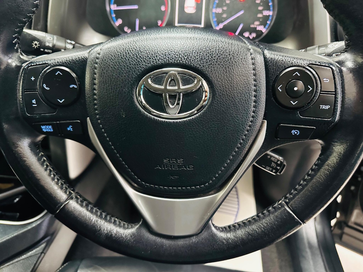 Used Toyota RAV4 2016 for sale - 76349888: Photo 23
