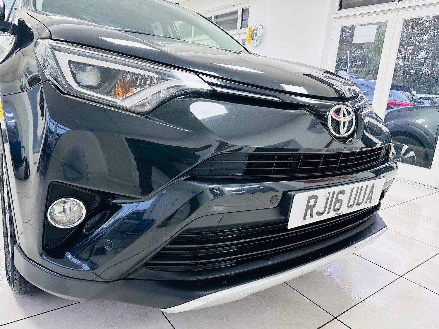 Used Toyota RAV4 2016 for sale - 76349888: Photo 27