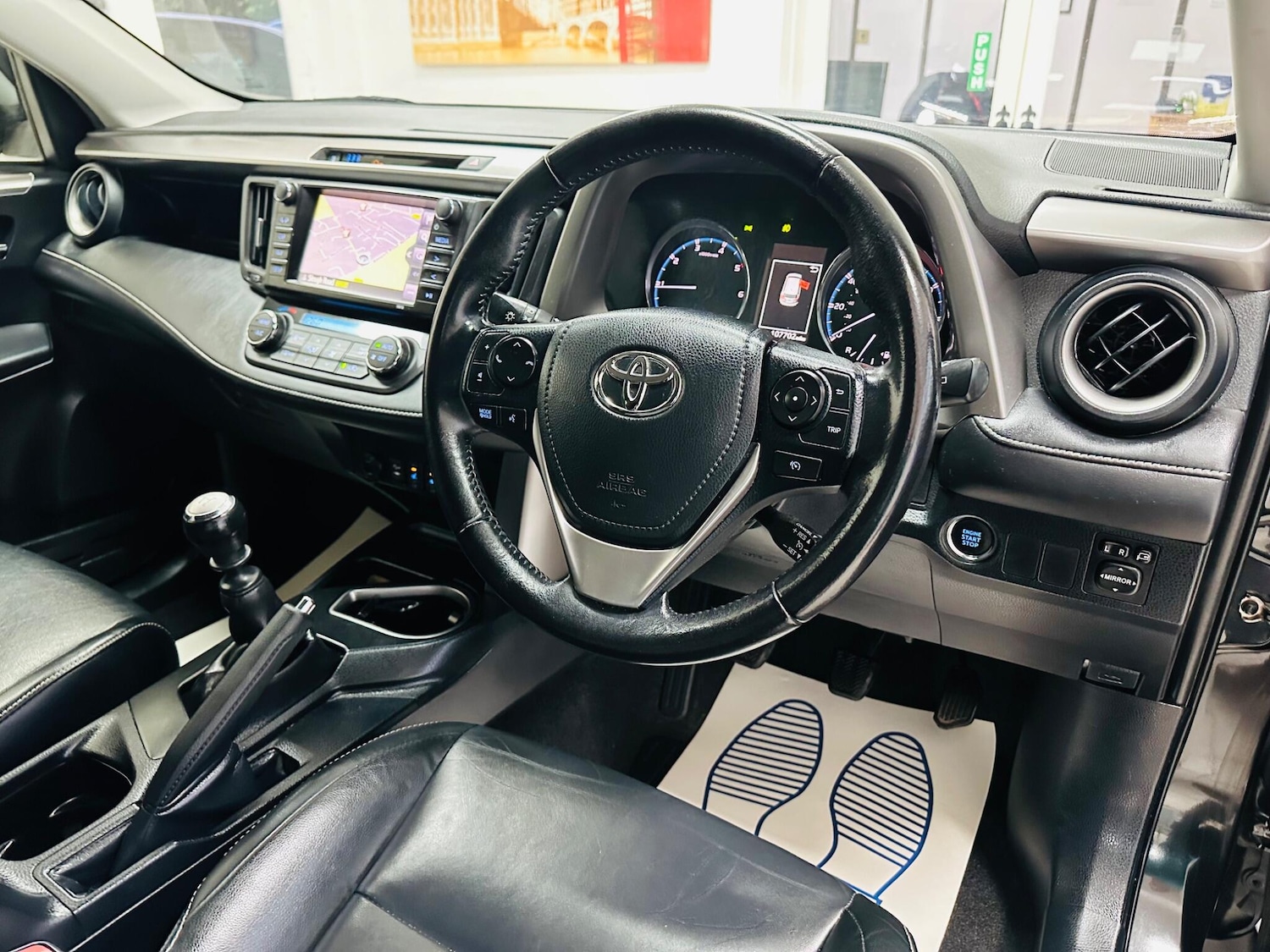 Used Toyota RAV4 2016 for sale - 76349888: Photo 3