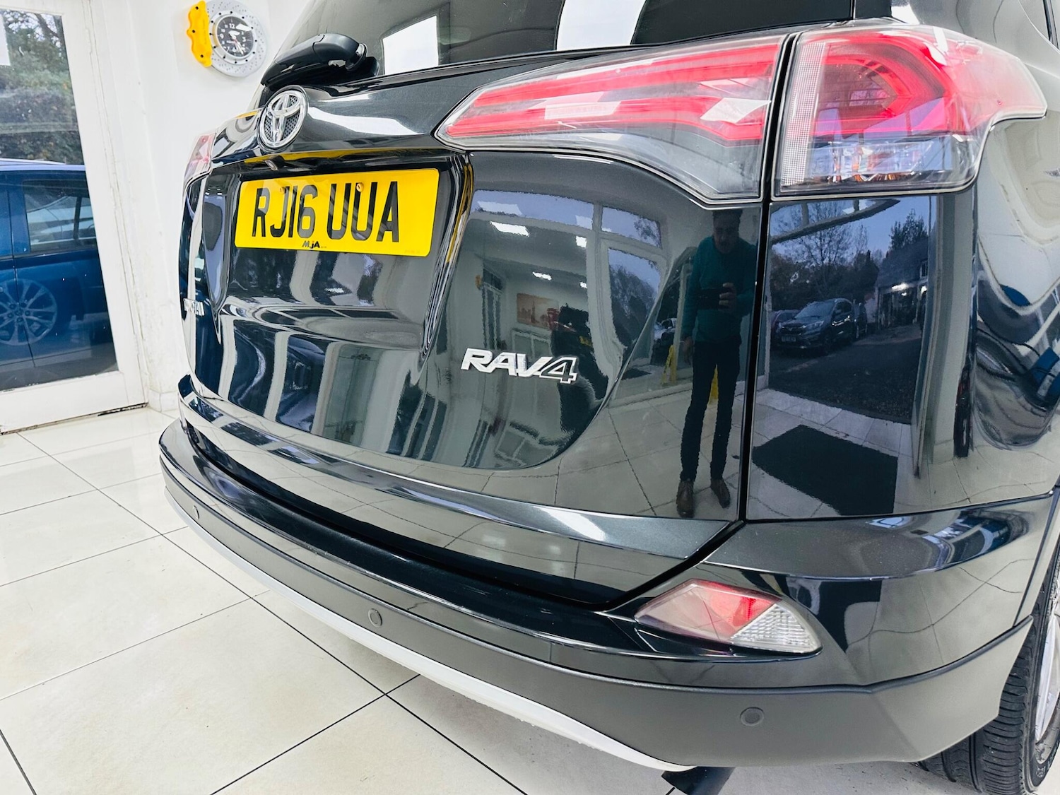Used Toyota RAV4 2016 for sale - 76349888: Photo 32