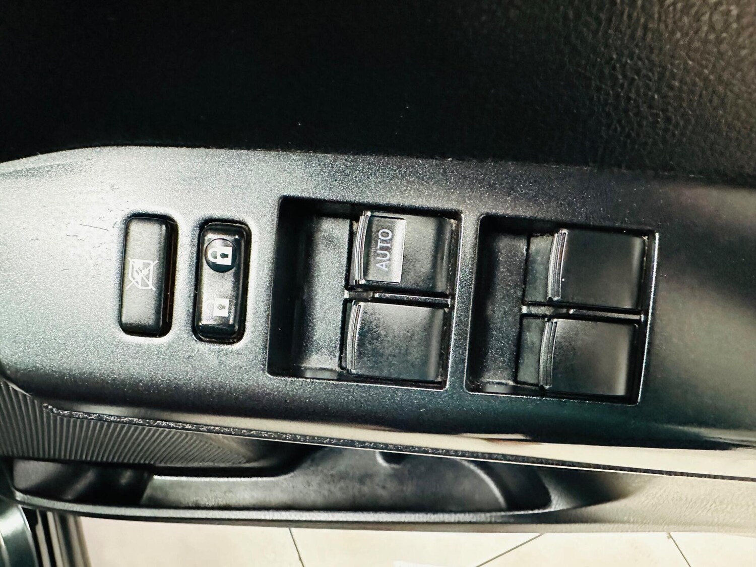Used Toyota RAV4 2016 for sale - 76349888: Photo 38