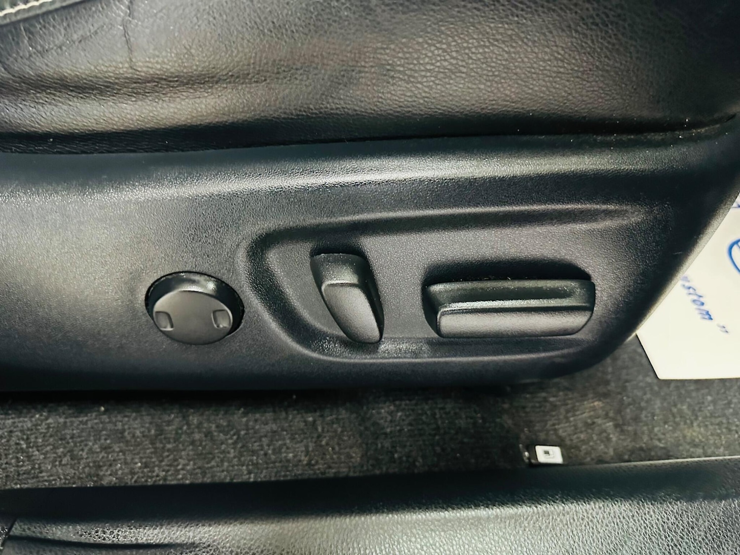 Used Toyota RAV4 2016 for sale - 76349888: Photo 40