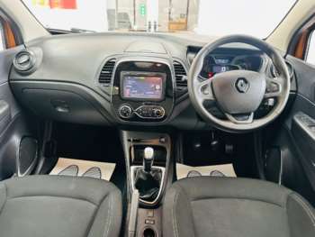 Used Renault Captur 2018 for sale - 75377617: Photo