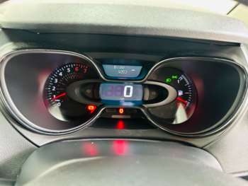 Used Renault Captur 2018 for sale - 75377617: Photo
