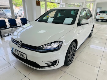 Used Volkswagen Golf 2016 for sale - 78503796: Photo
