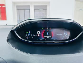Used Peugeot 3008 2017 for sale - 79766259: Photo