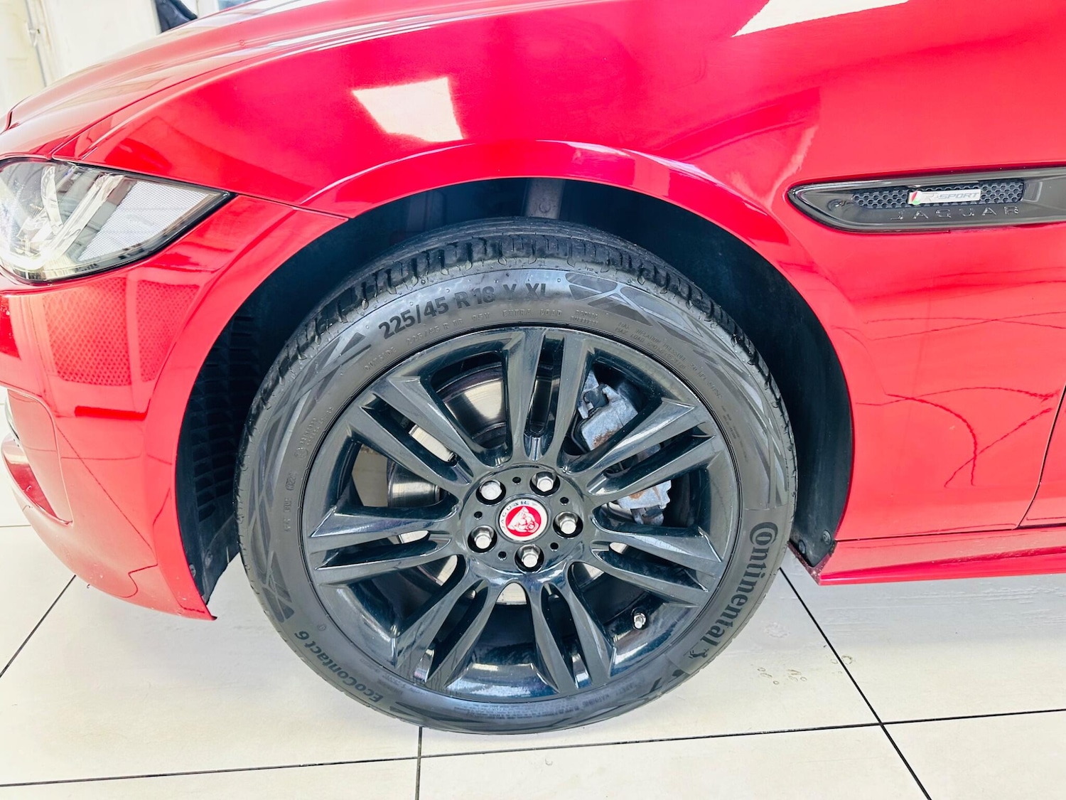 Used Jaguar XE 2017 for sale - 77957937: Photo 12