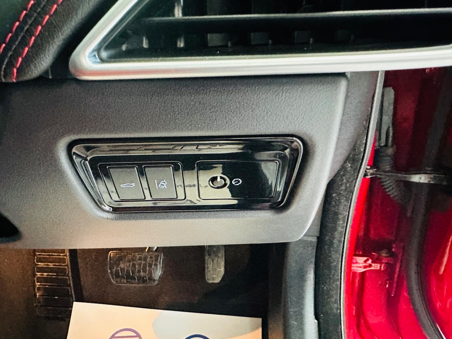 Used Jaguar XE 2017 for sale - 77957937: Photo 25