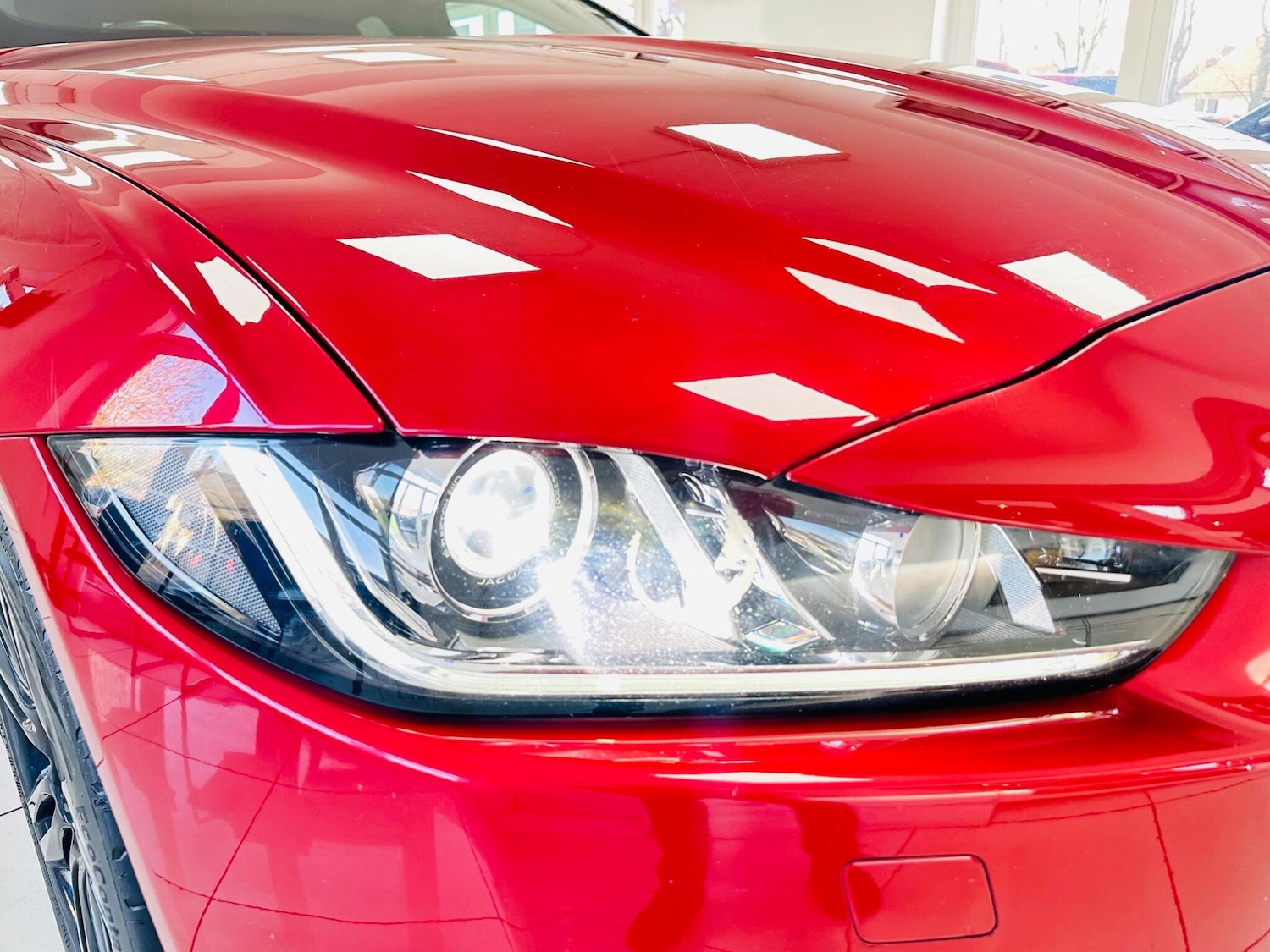 Used Jaguar XE 2017 for sale - 77957937: Photo 33