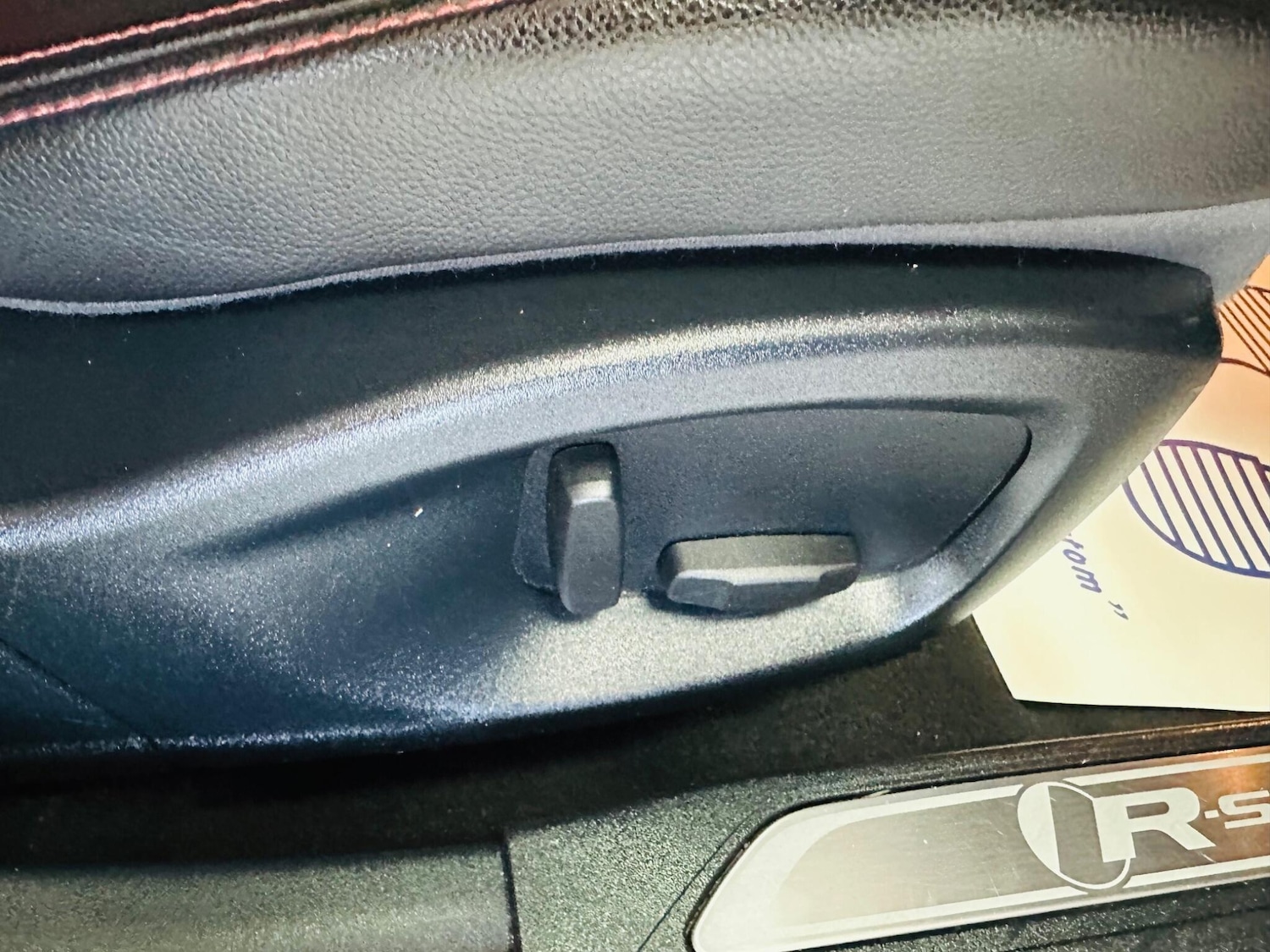 Used Jaguar XE 2017 for sale - 77957937: Photo 40