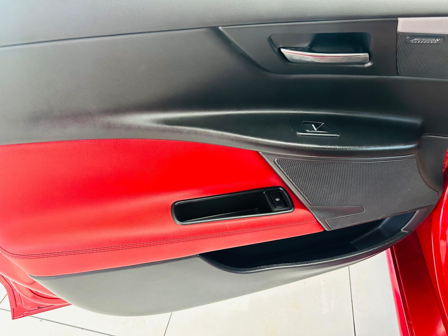 Used Jaguar XE 2017 for sale - 77957937: Photo 46