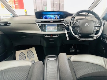 Used Citroen Grand C4 Picasso 2016 for sale - 78783789: Photo