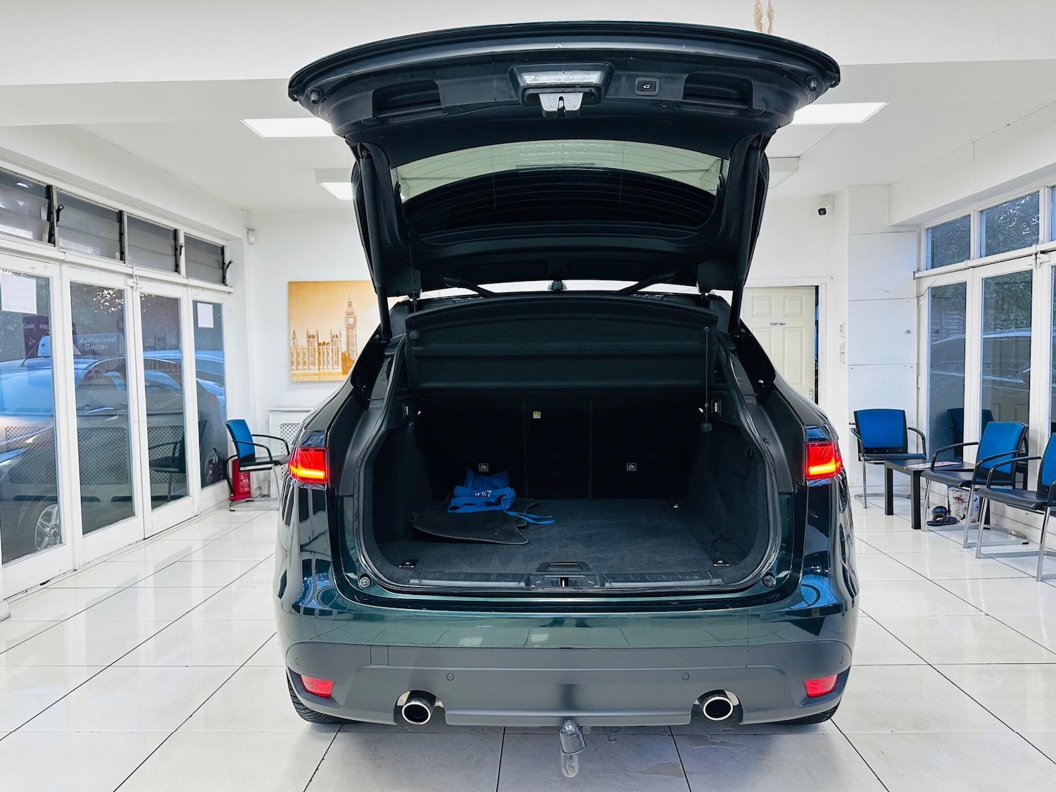 Used Jaguar F-Pace 2018 for sale - 77478849: Photo 36