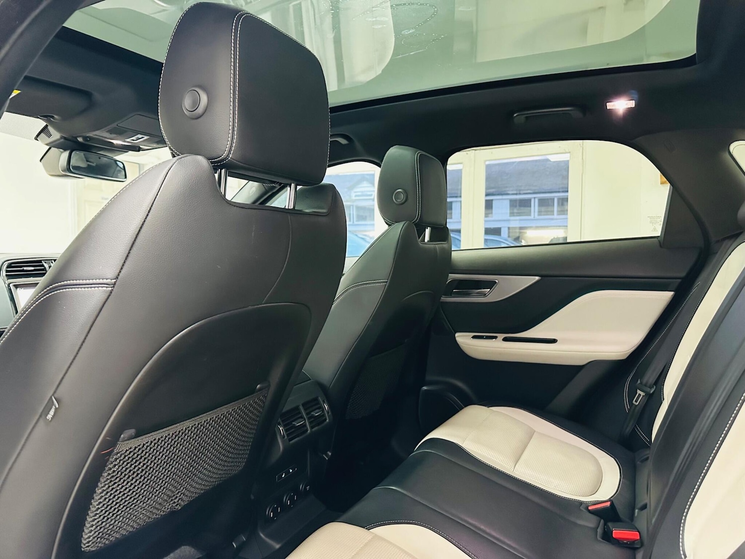 Used Jaguar F-Pace 2018 for sale - 77478849: Photo 39