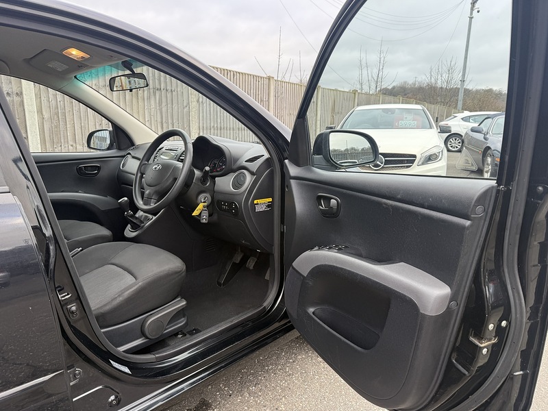 Used Hyundai i10 for sale - 77490699: Photo 16